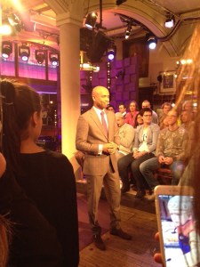 Uw gastheer van vanavond.