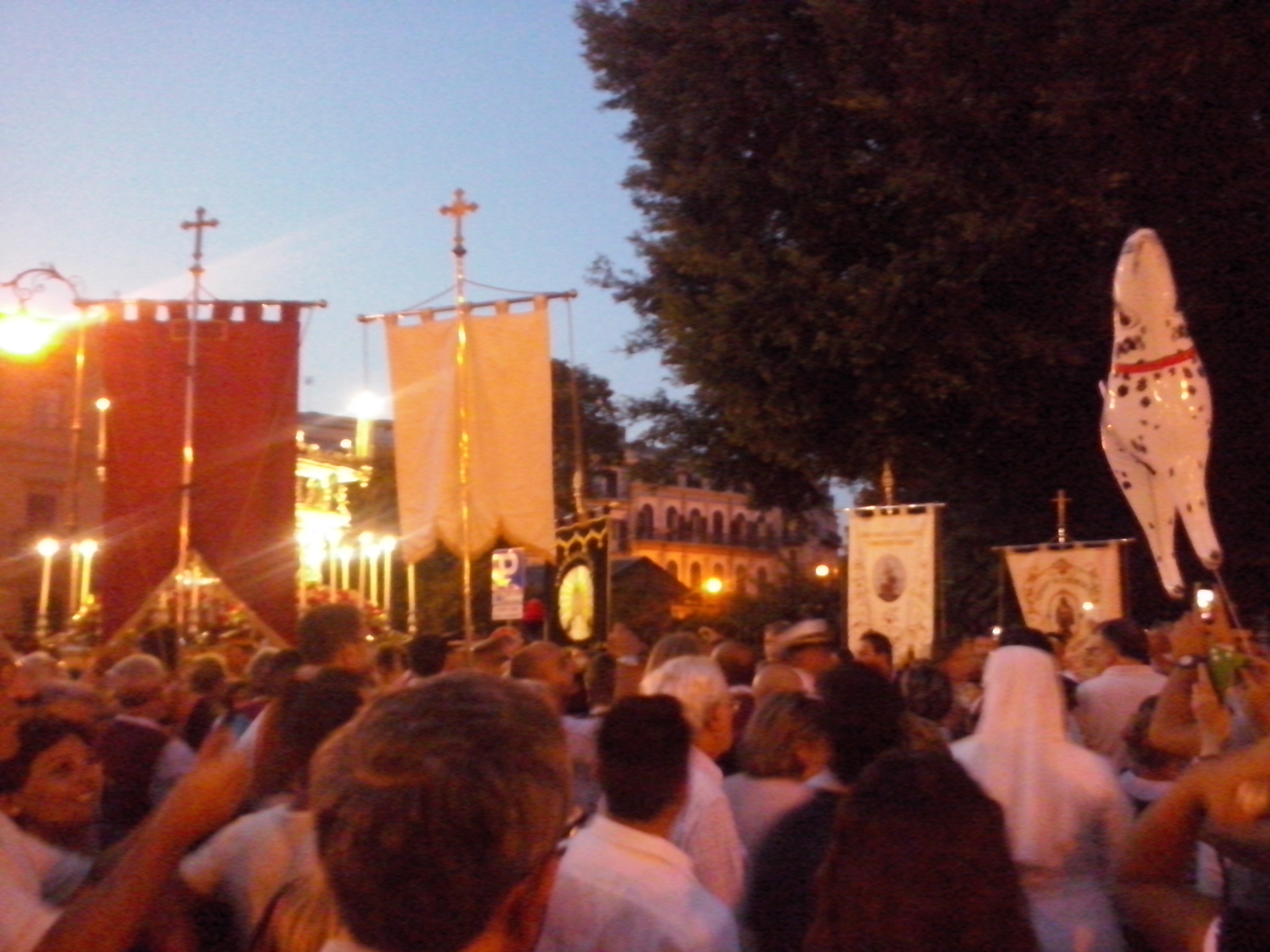 Religieuze drukte rondom Palermo's beschermheilige Santa Rosalia.