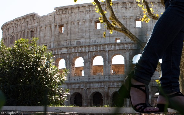 Het Colosseum voorbij - met dank aan fotografe Mariëlle van der Marel.